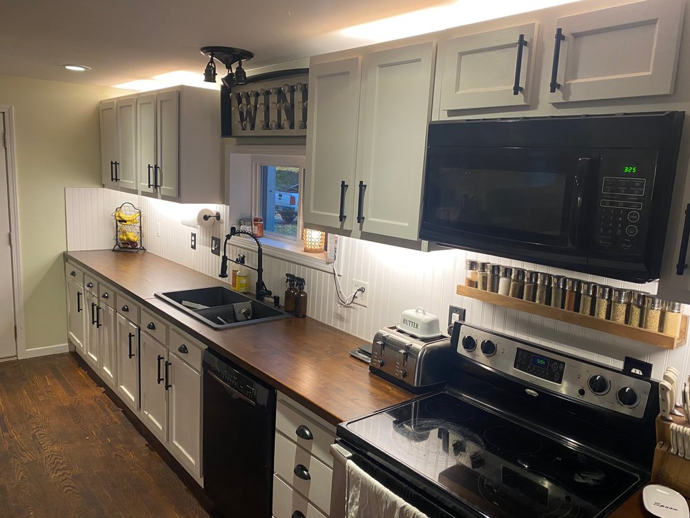 Kitchen Cabinet Lighting